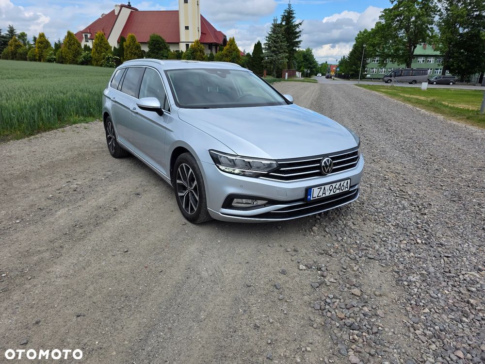 Volkswagen Passat 2.0 TDI SCR DSG 4Motion Business - 8