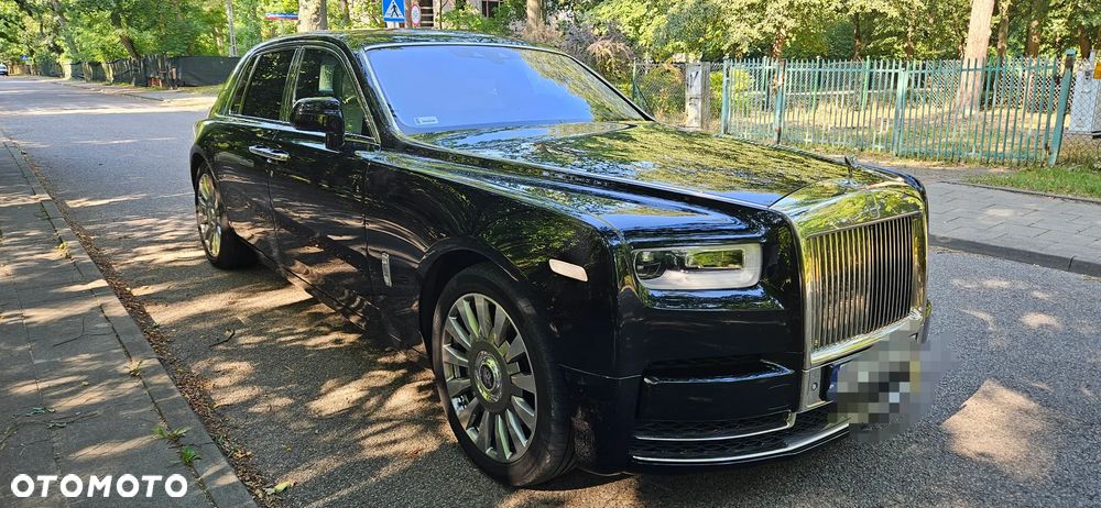 Rolls-Royce Phantom Standard - 7
