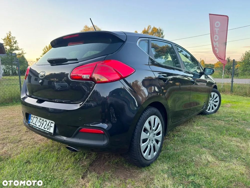 Kia Ceed 1.4 CVVT Dream Team Edition - 2