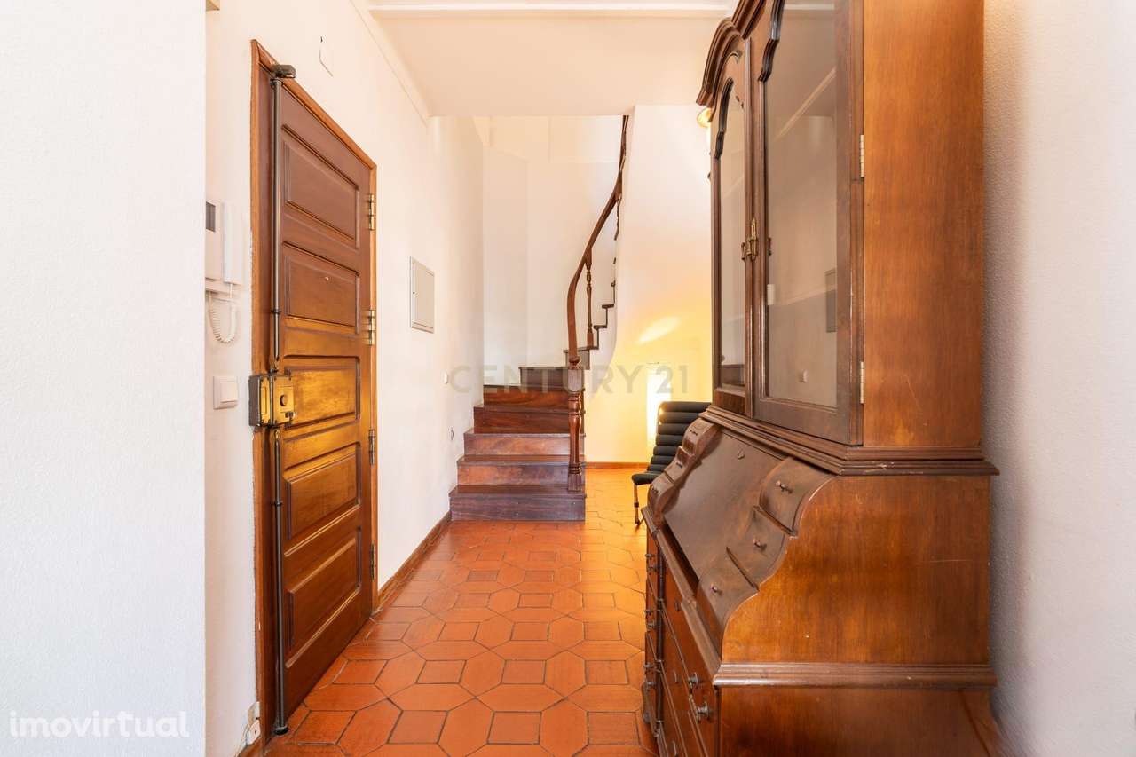 T3 Duplex com 2 Terraços, na Av. Elísio de Moura, em Coimbra - Grande imagem: 2/31