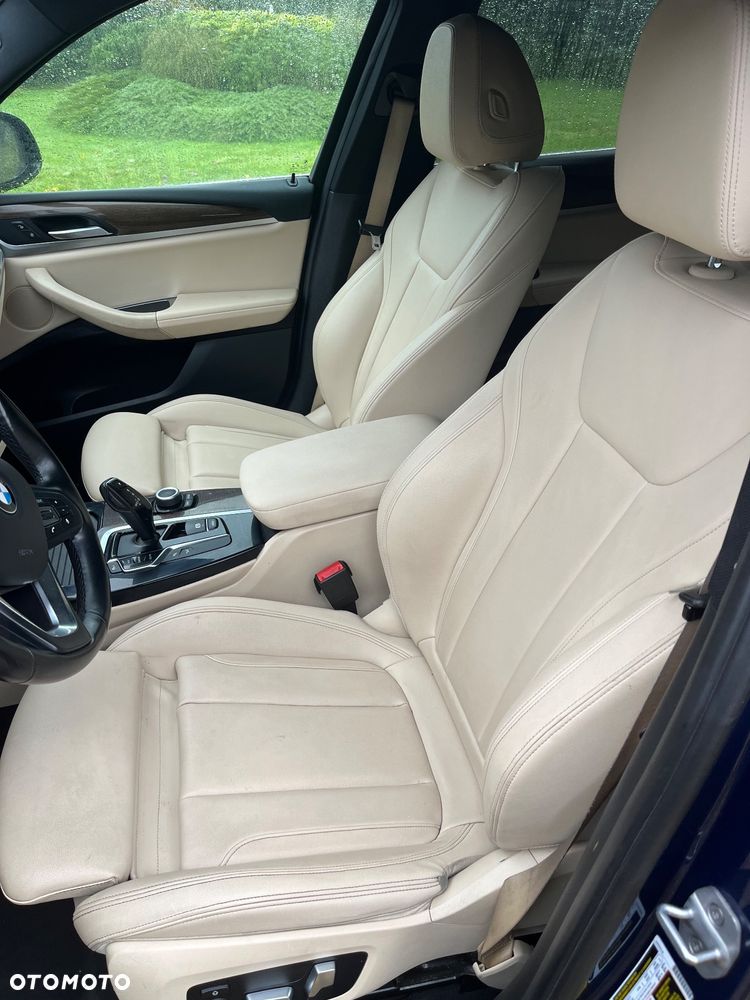 BMW X3 xDrive30i Advantage - 20