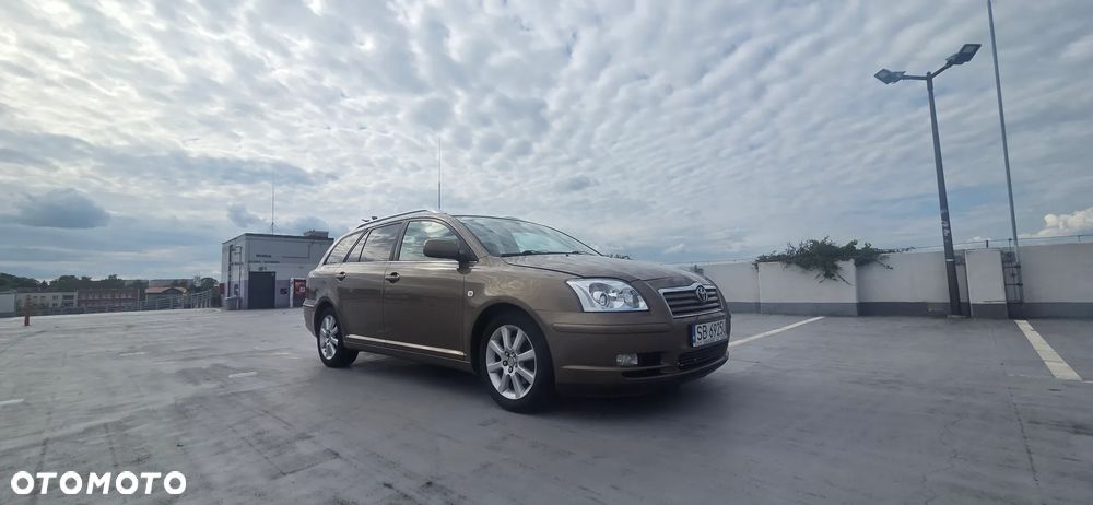 Toyota Avensis - 7