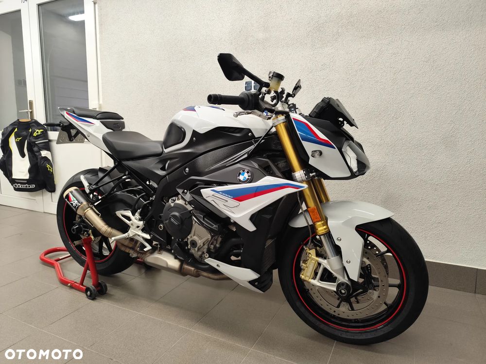 BMW S - 3