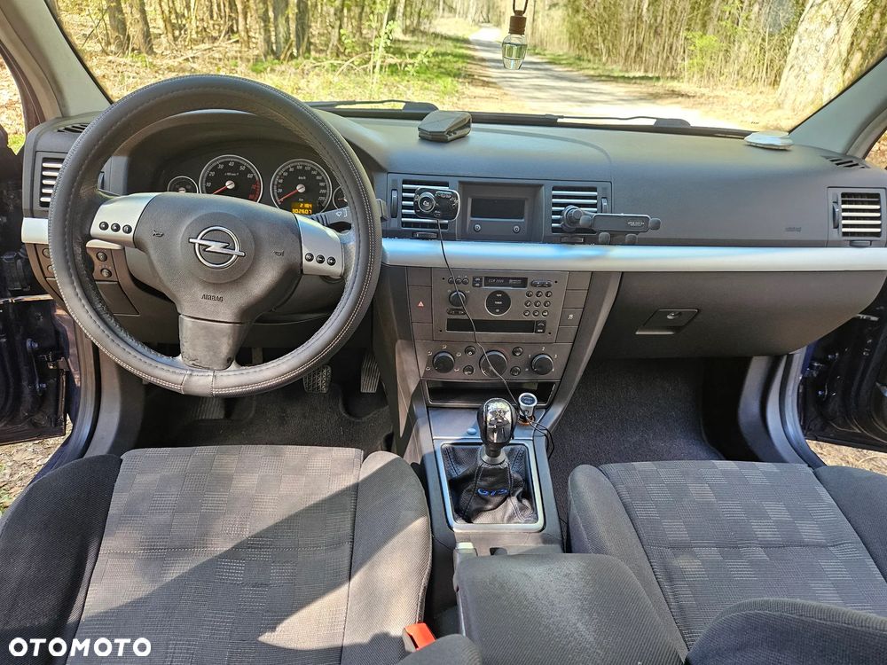 Opel Vectra 1.8 GTS - 12