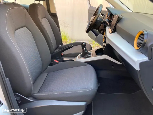 SEAT Arona 1.0 TSI Style - 32