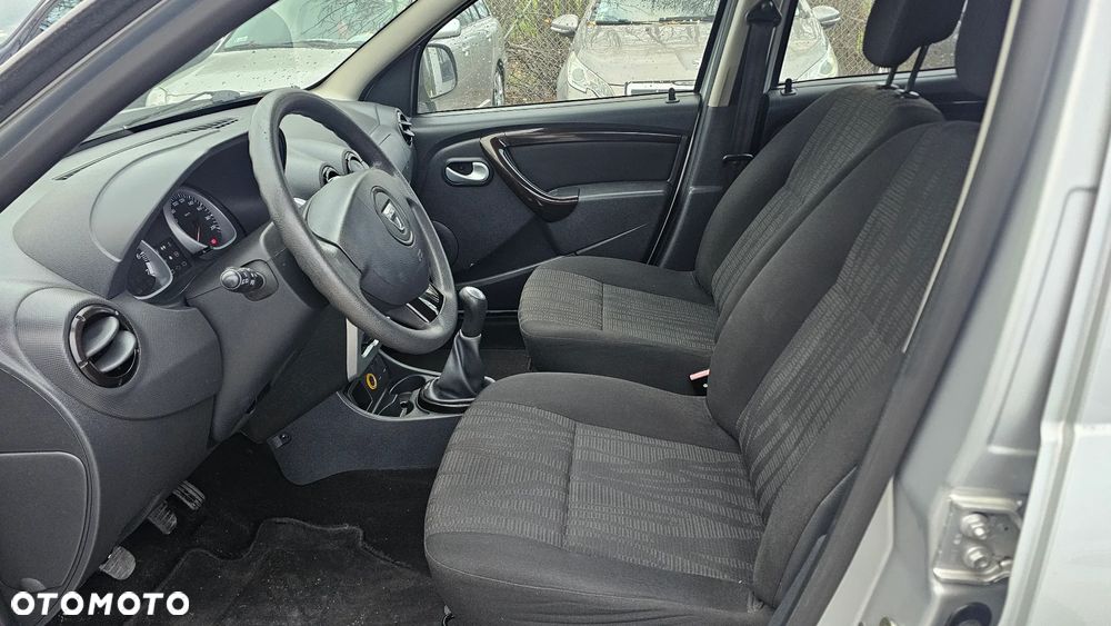 Dacia Duster 1.6 16V 4x2 Destination - 11