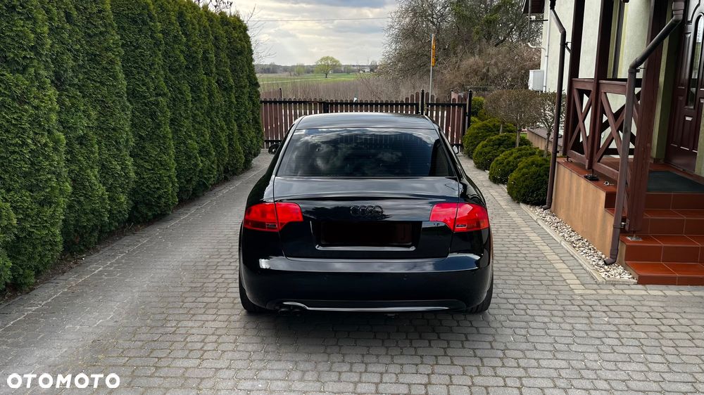 Audi A4 Limousine 2.0 TDI - 8