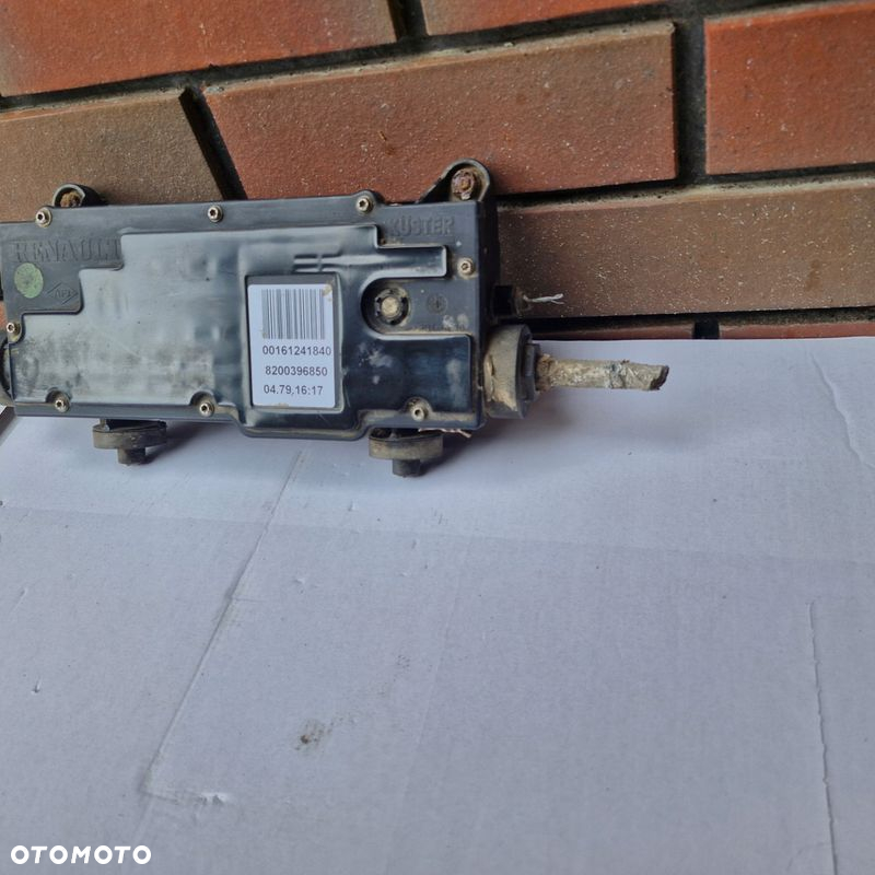 HAMULEC RĘCZNY ELEKTRYCZNY SIŁOWNIK RENAULT GRAND SCENIC II 2 8200396850 - 3