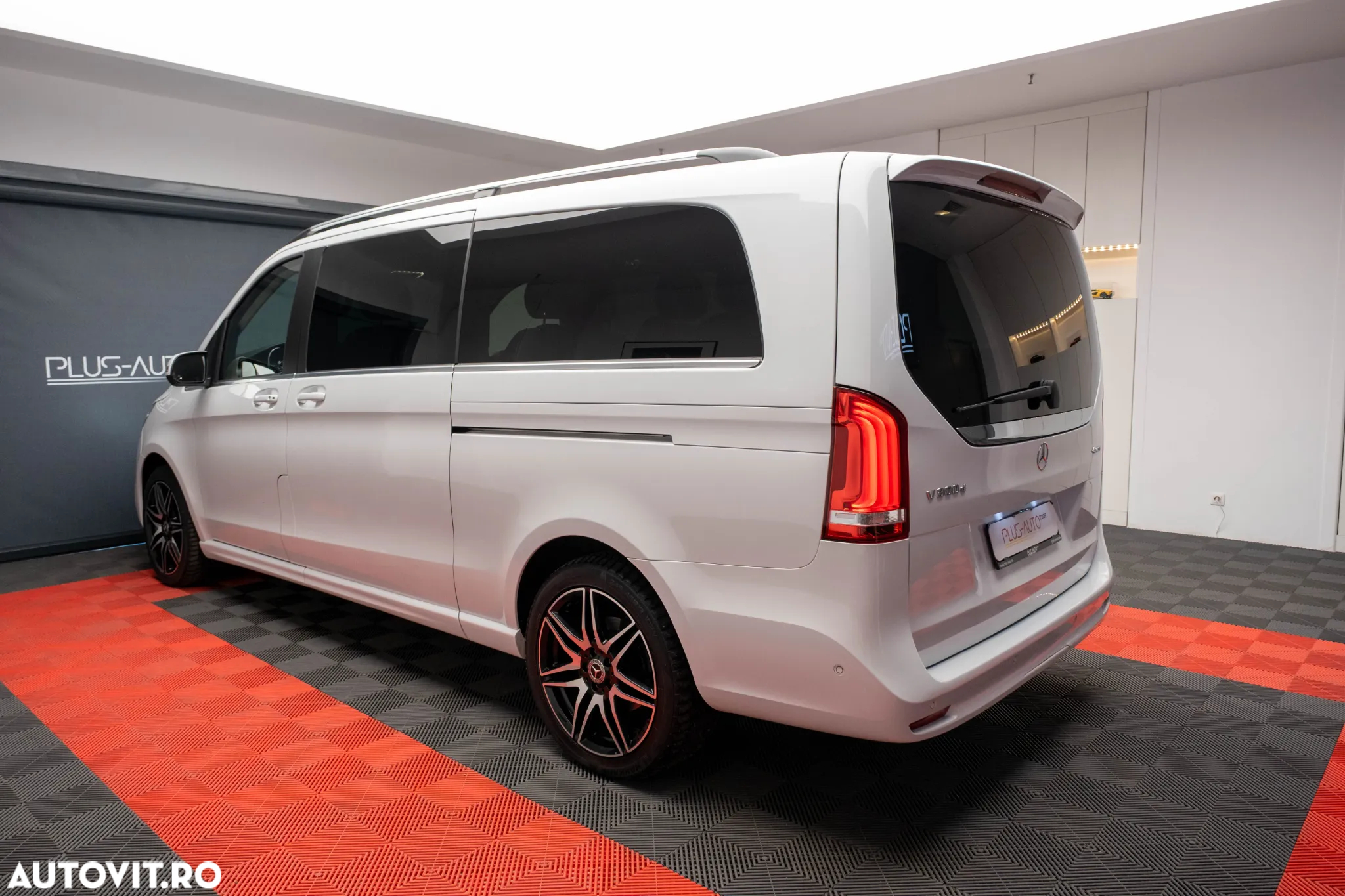 Mercedes-Benz V 300 d Combi Lung 237 CP AWD 9AT AVANTGARDE - 4