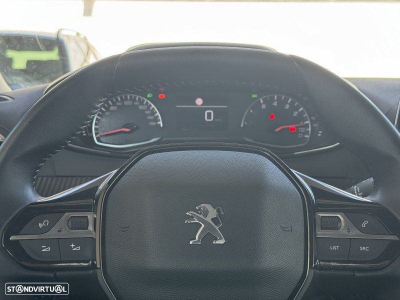 Peugeot 2008 1.2 PureTech Active Pack - 14