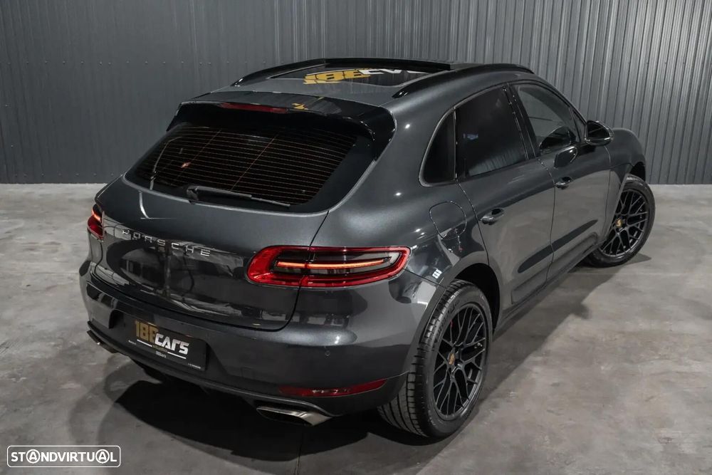 Porsche Macan - 48