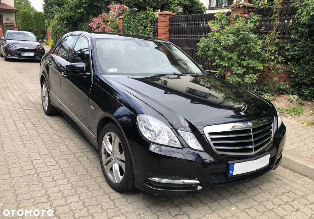 Mercedes-Benz Klasa E 220 CDI BlueEff Avantgarde - 1