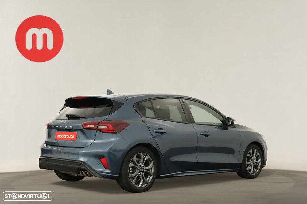 Ford Focus 1.0 EcoBoost MHEV ST-Line X - 4