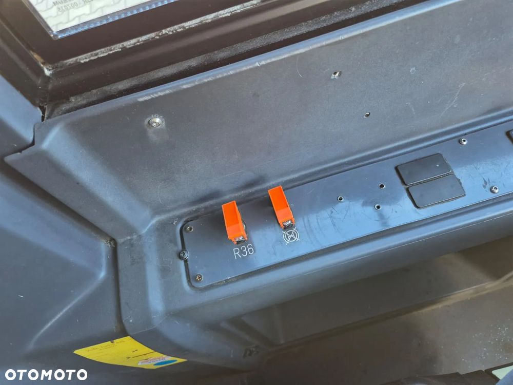VDL SB200 Citea EEV / AUTOBUS MIEJSKI / 74 MIEJSC / BEZWYPADKOWY / 1 WŁ. / IDEALNY POD SZKOŁĘ JAZDY LUB JAKO ZASTĘPCZY / DO 74 MIEJSC / KONSTRUKCJA DAFA / MOŻLIWY TRANSPORT - 36