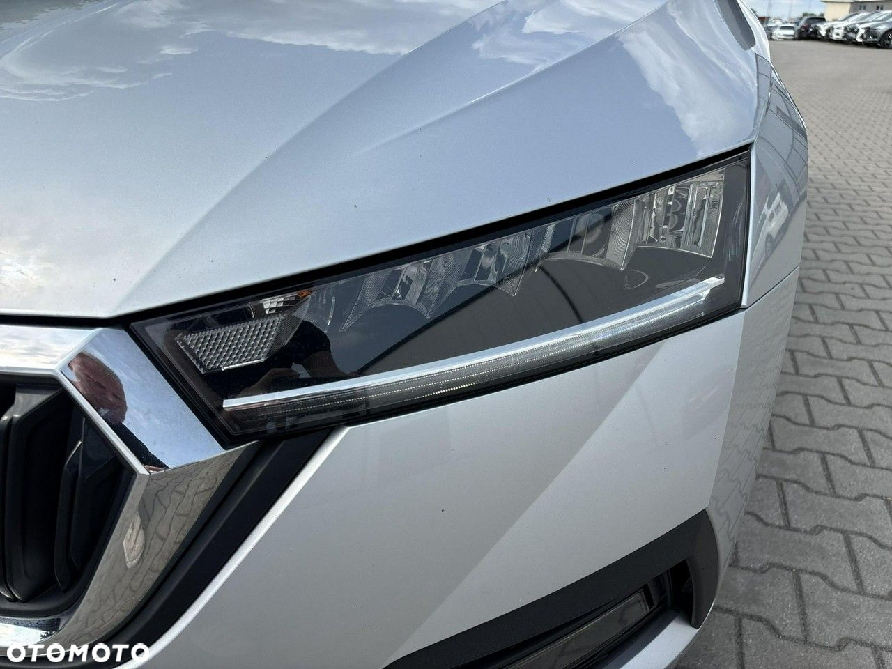 Skoda Octavia 2.0 TDI Ambition DSG - 9