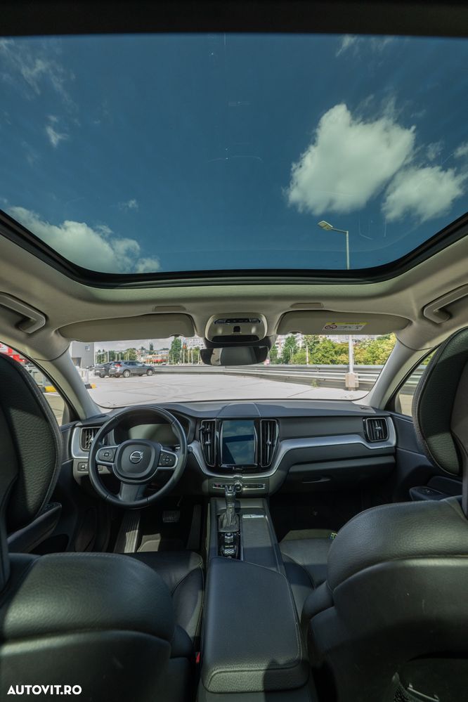 Volvo XC 60 D4 AWD Momentum - 17