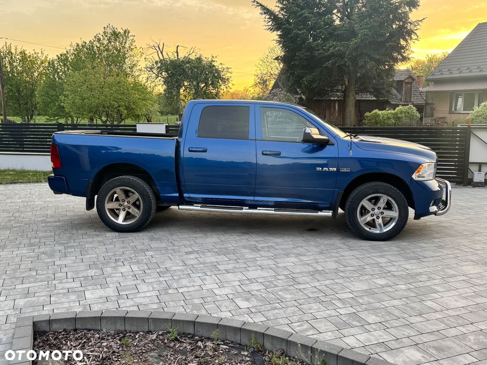 Dodge RAM - 10