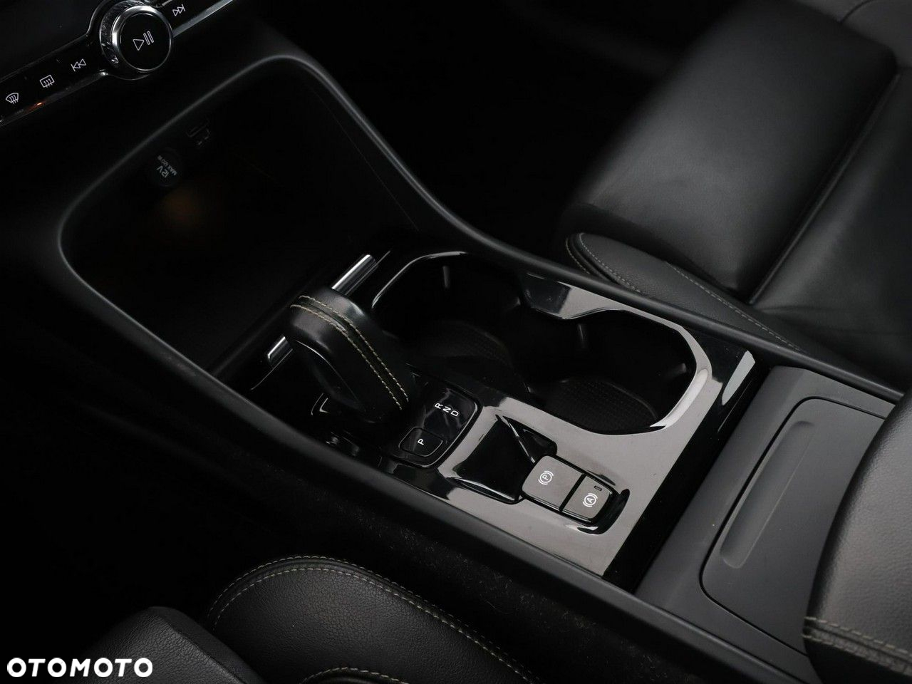 Volvo XC 40 D3 R-Design - 31