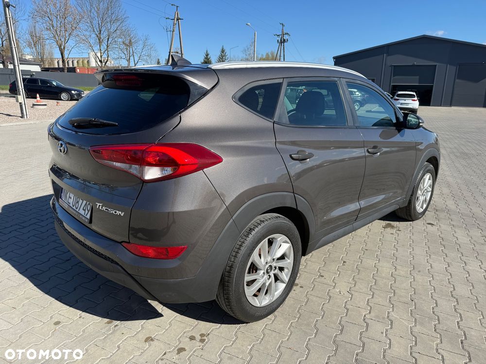 Hyundai Tucson blue 1.6 GDi 2WD Navi - 8