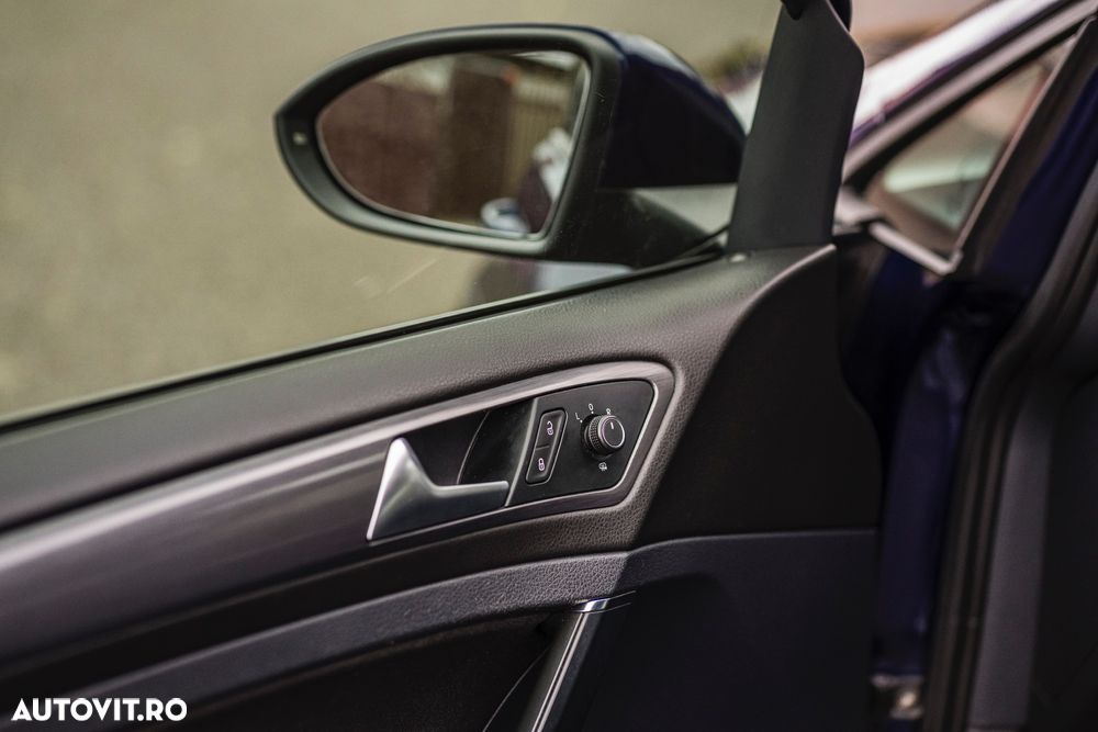 Volkswagen Golf 1.0 TSI Trendline - 28