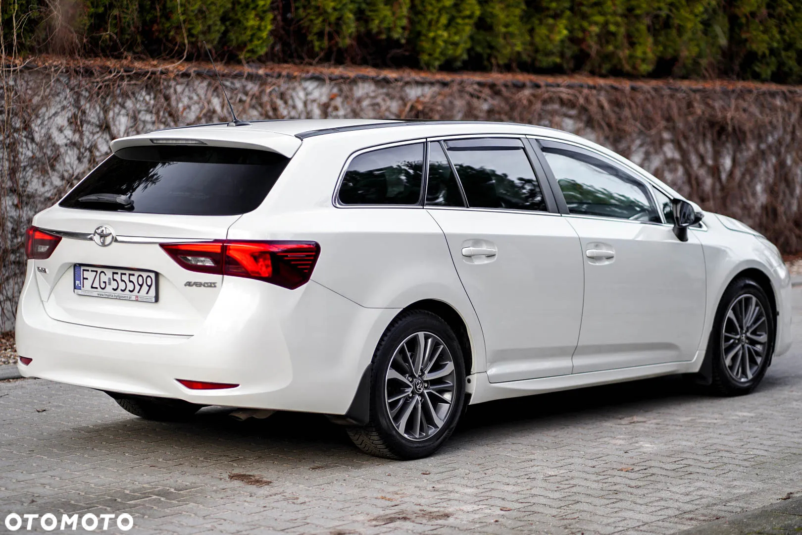 Toyota Avensis 2.0 D-4D Prestige - 5