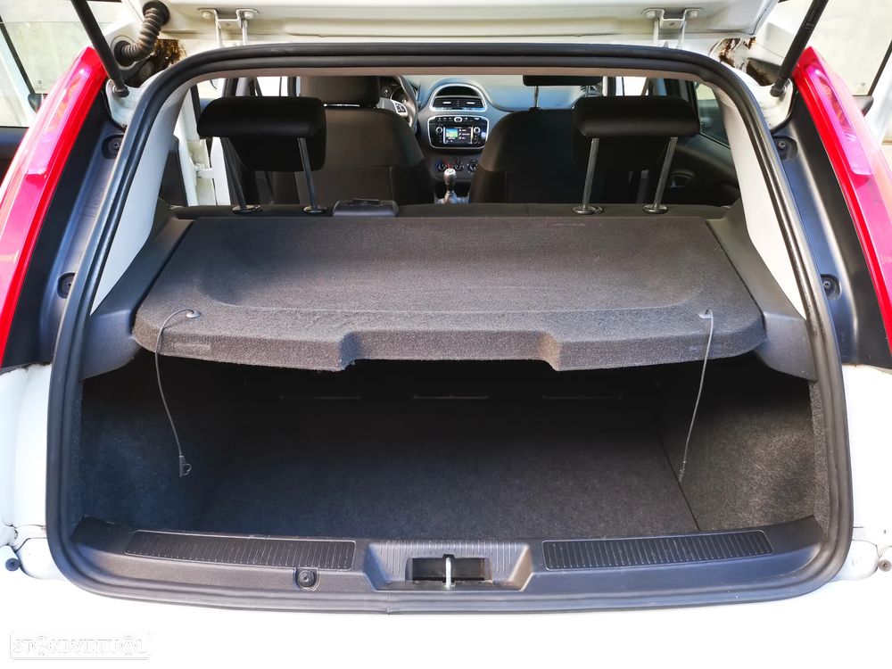 Fiat Punto 1.3 M-Jet Easy S&S - 33