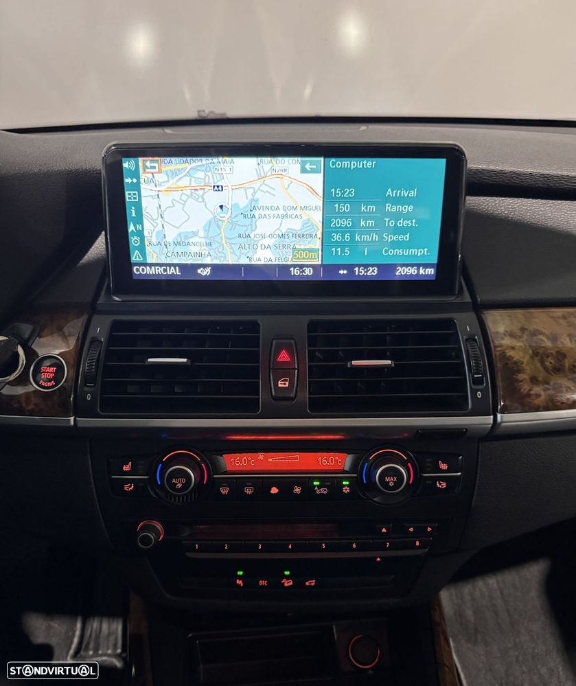 BMW X5 xDrive35d - 16