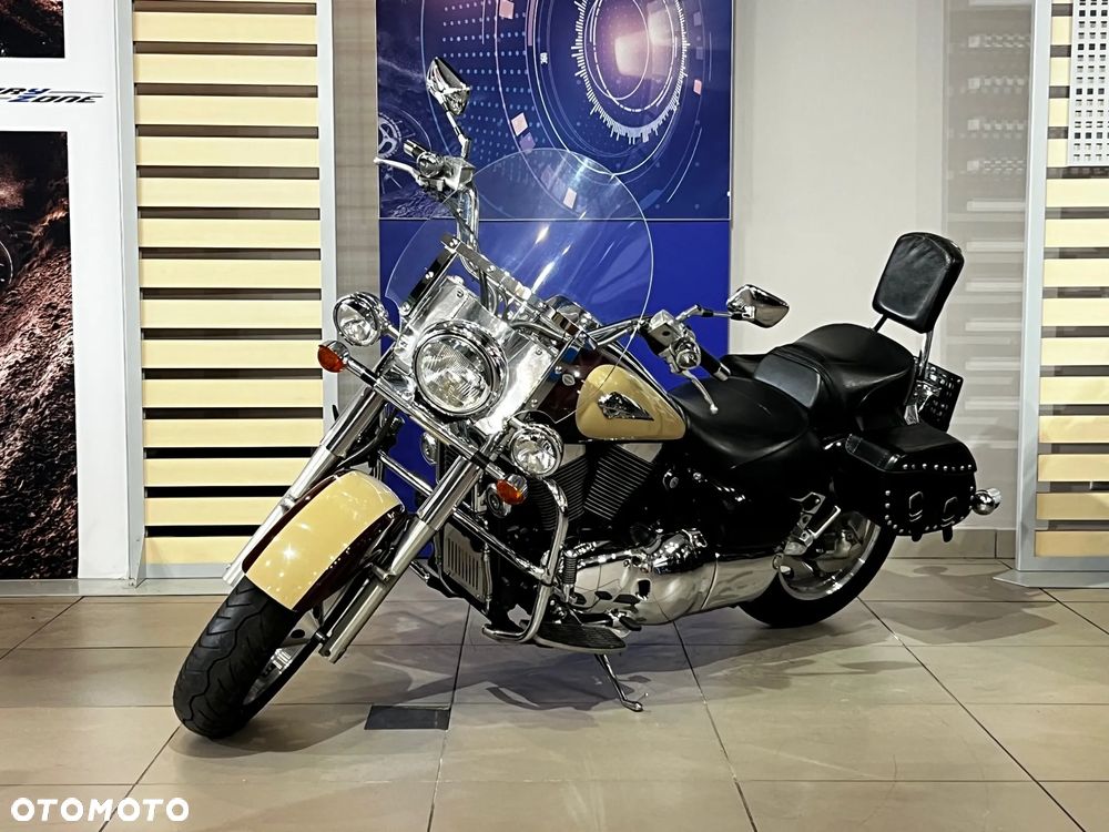 Suzuki Intruder