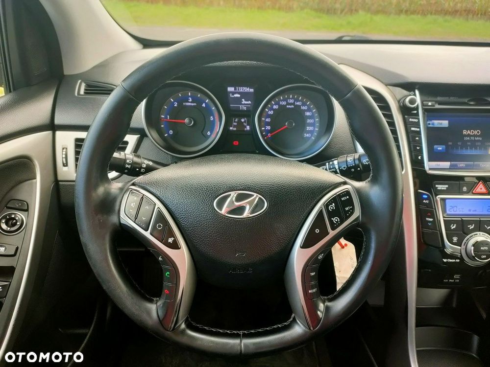 Hyundai i30 - 25