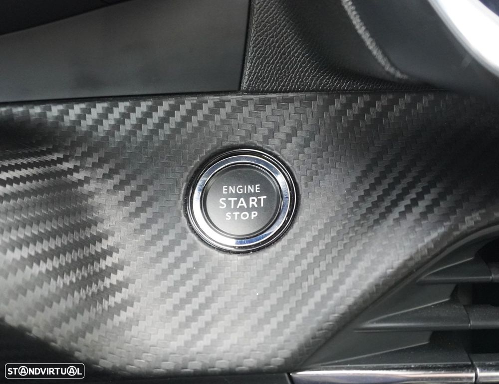 Peugeot e-208 50 kWh GT Pack - 36
