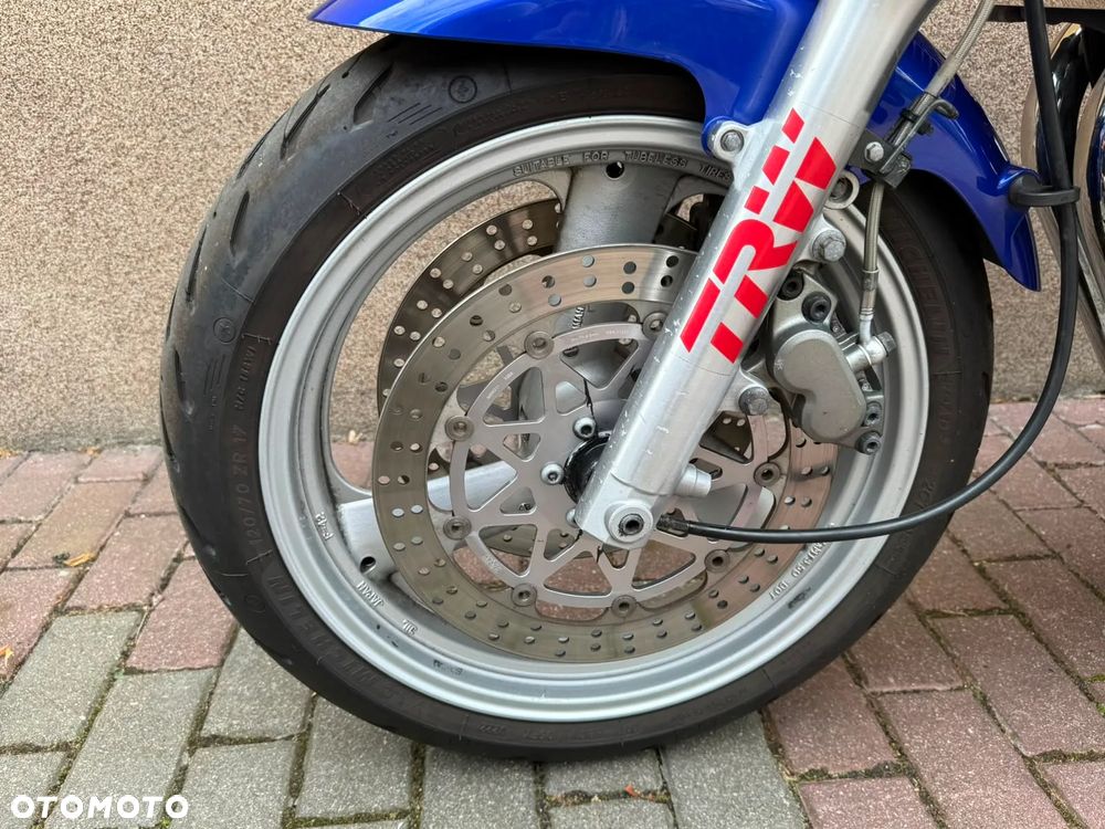 Yamaha XJR - 20