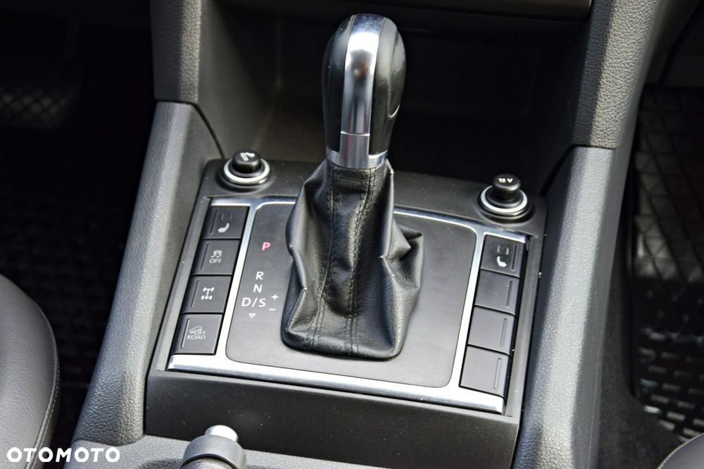 Volkswagen Amarok Double Cab 2.0 BiTDi 4MOTION Highline - 10