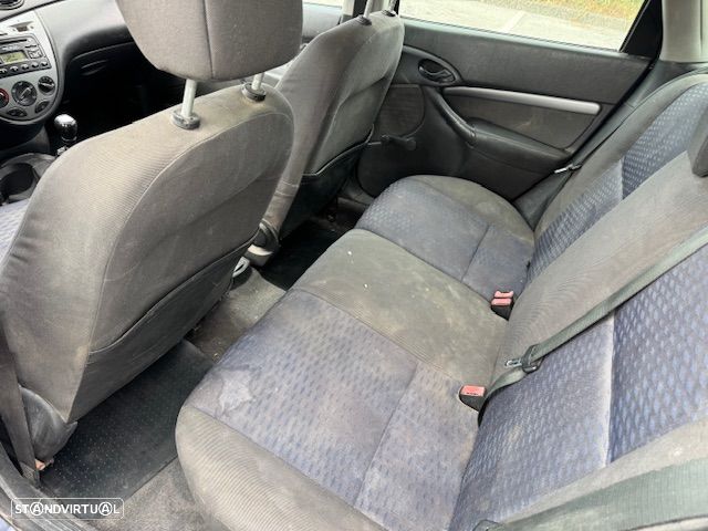 Ford Focus - 5