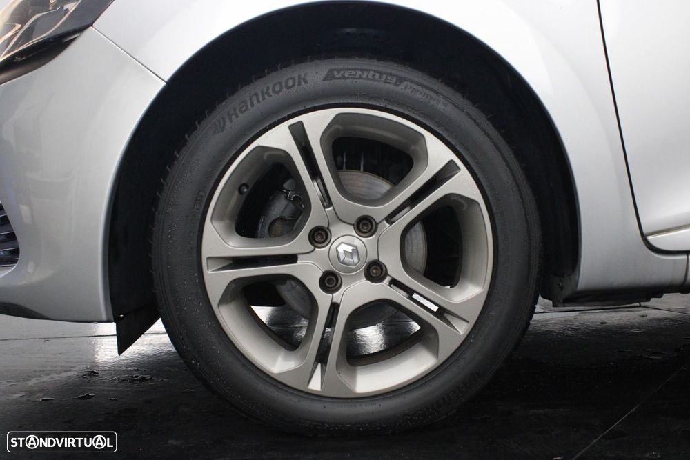 Renault Clio Sport Tourer 1.5 dCi GT Line - 33