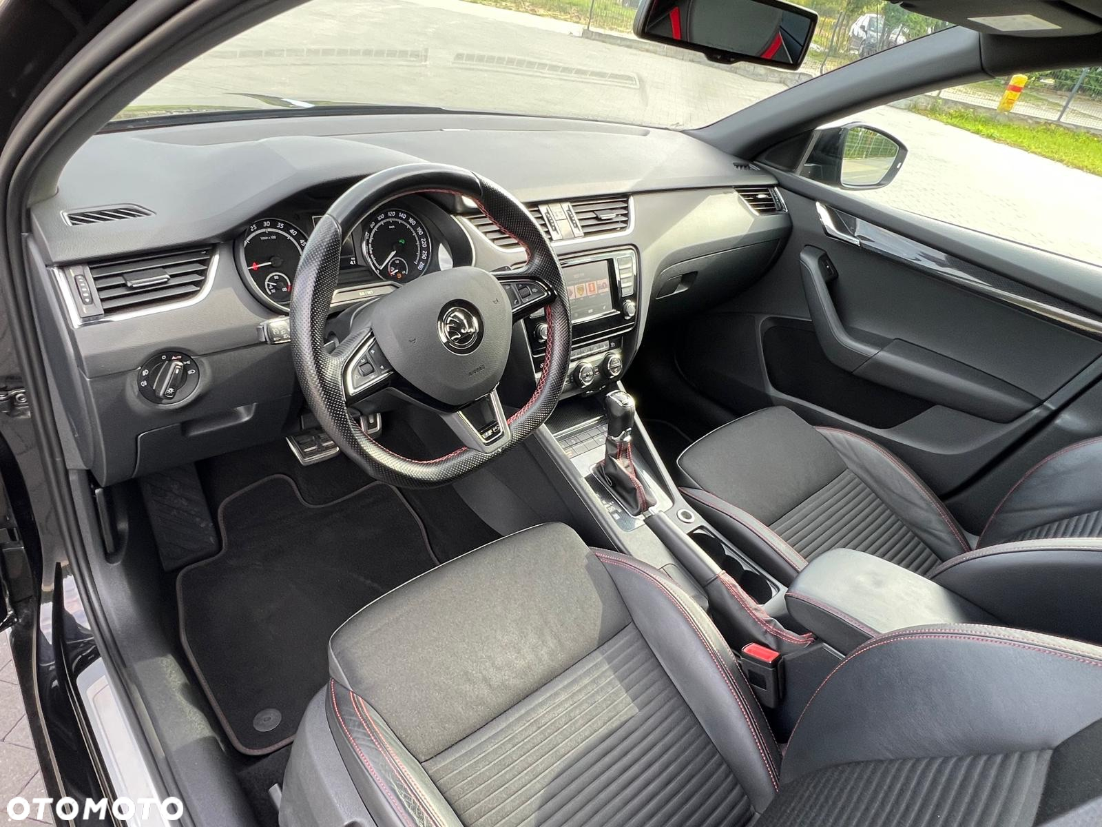 Skoda Octavia 2.0 TDI 4x4 DSG RS - 13