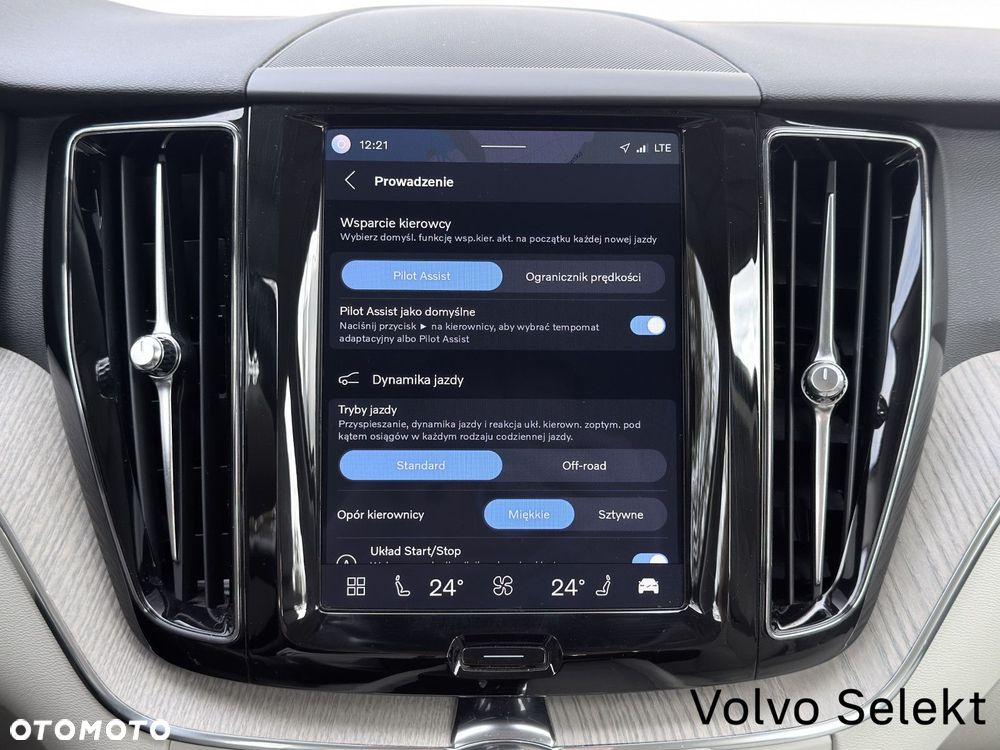Volvo XC 60 - 30