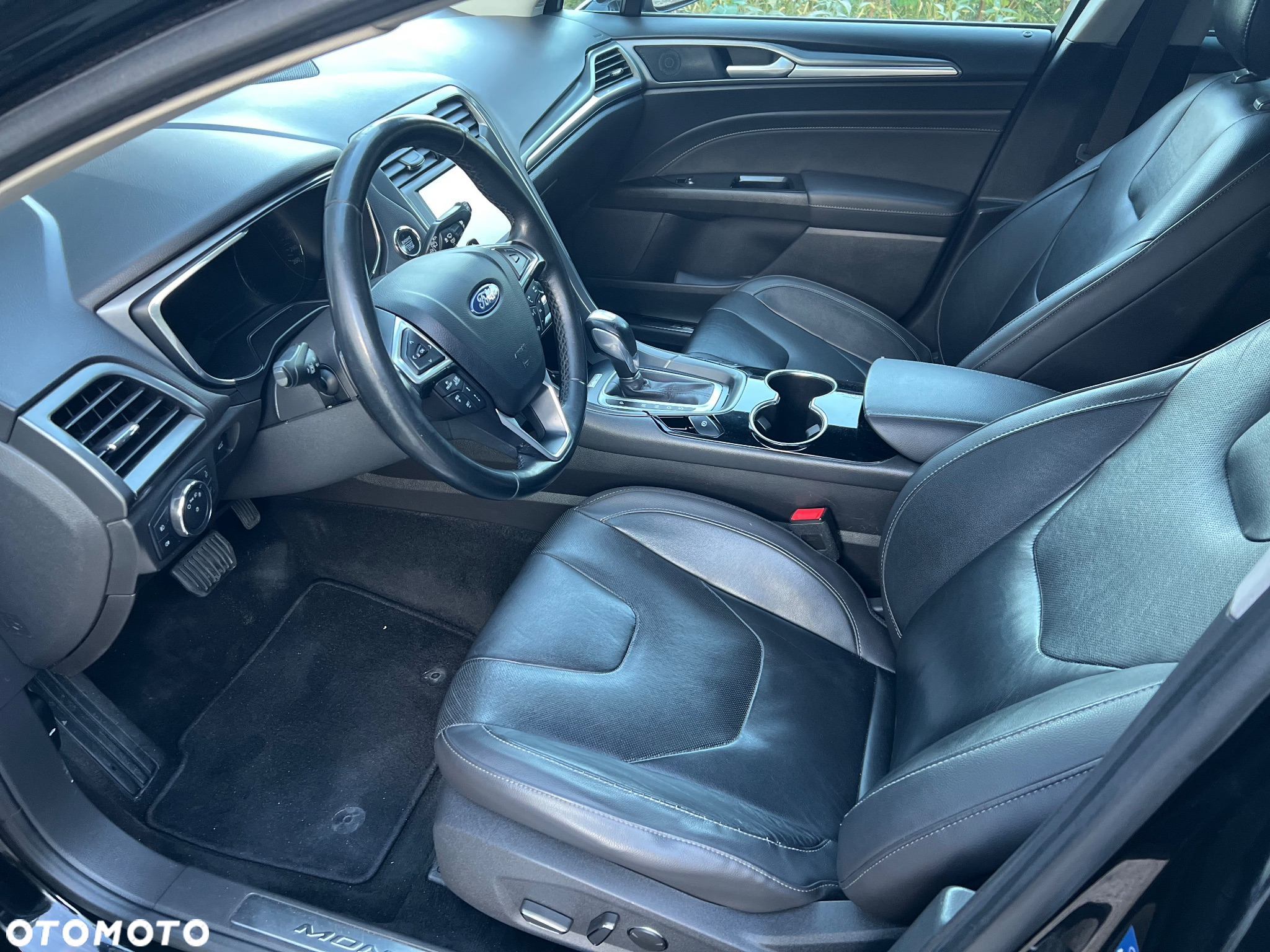 Ford Mondeo 2.0 TDCi ST-Line X 4WD PowerShift - 23