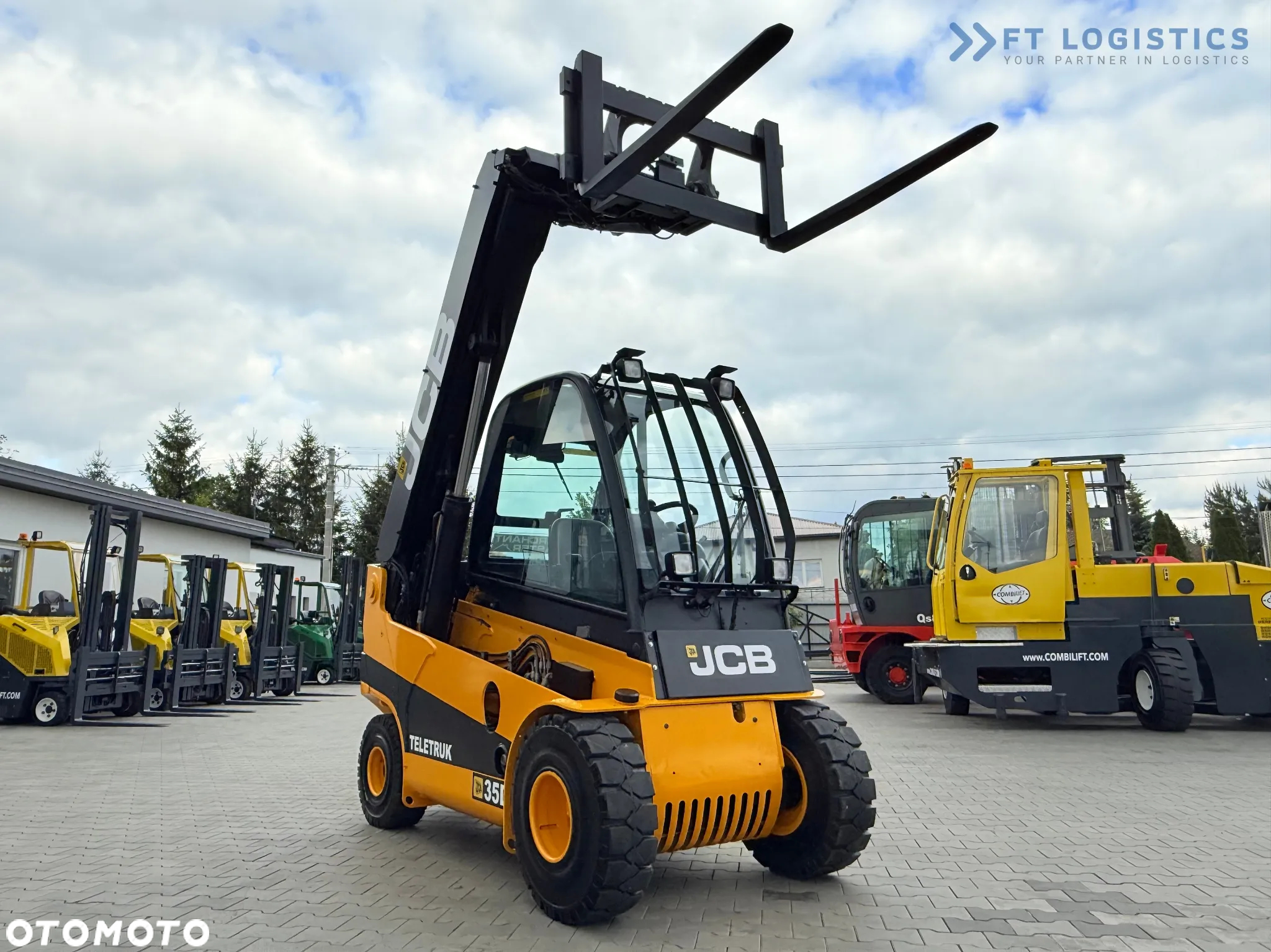 JCB TLT35D / DIESEL / KABINA / NOWE OPONY / 4450MM / TELESKOP - STAN IDEALNY - 26