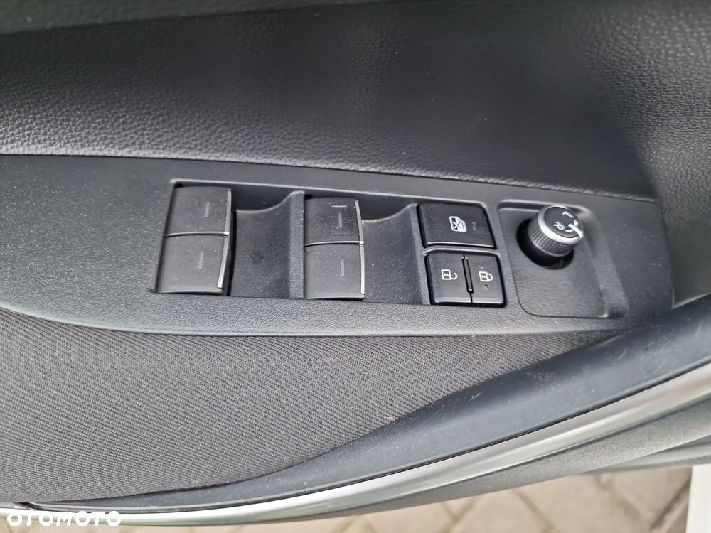 Toyota Corolla 1.8 Hybrid Comfort - 18