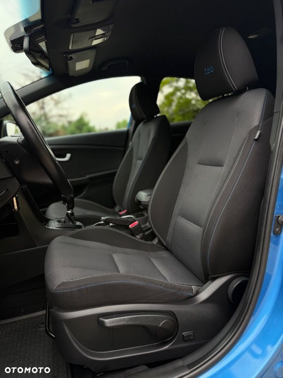 Hyundai i30 1.6 GDI Premium - 27