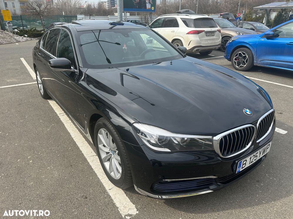BMW Seria 7 740e iPerformance - 8