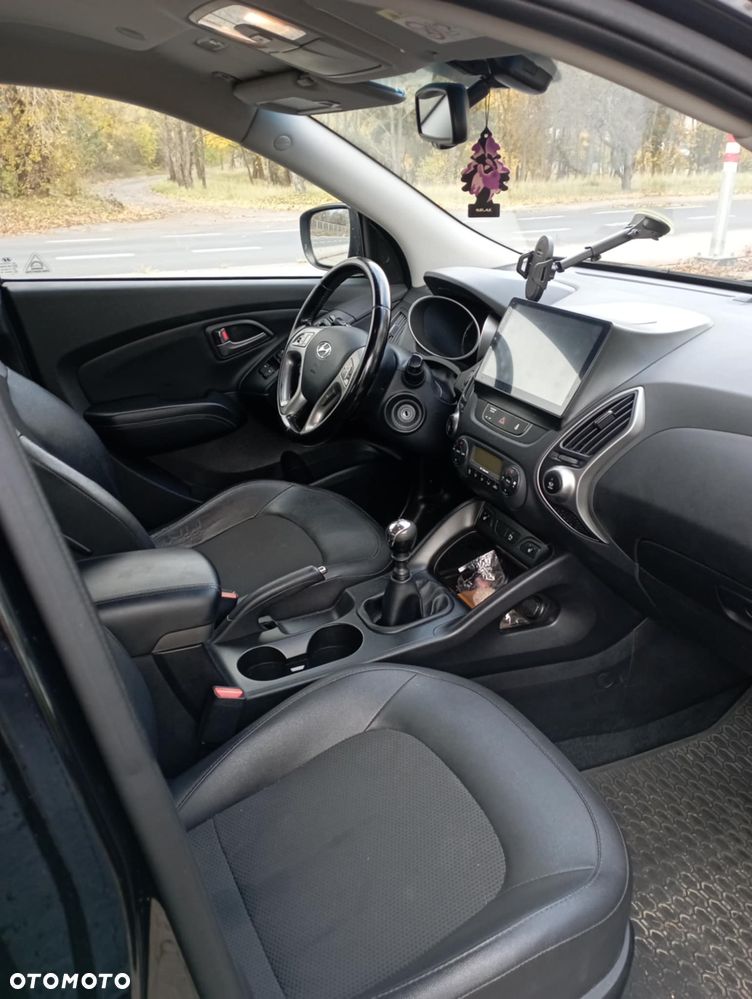 Hyundai Tucson 2.0 CRDI BlueDrive GO 2WD - 5