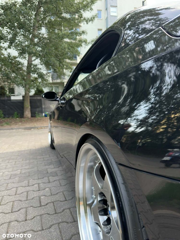 BMW Seria 3 330i - 22