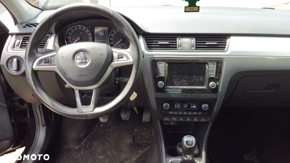 Skoda RAPID 1.4 TDI DPF Joy - 9