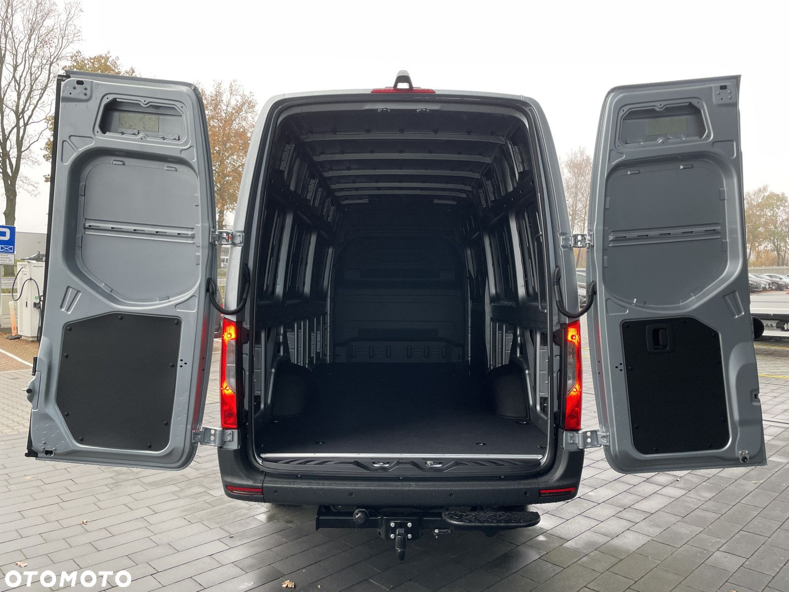 Mercedes-Benz eSprinter - 5