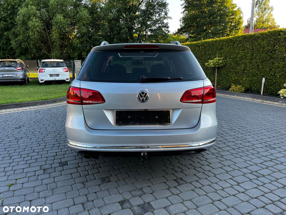 Volkswagen Passat 2.0 TDI 4Motion BlueMotion Technol Highline - 5