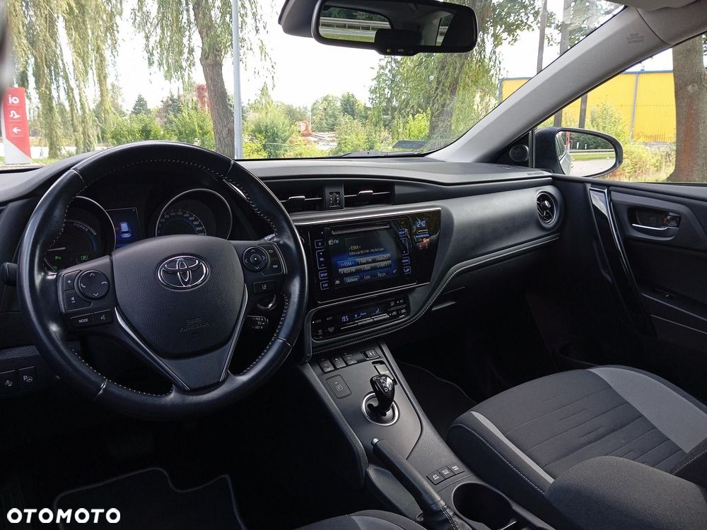 Toyota Auris Hybrid 135 Premium - 12