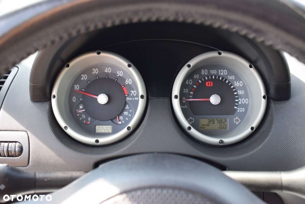 Volkswagen Polo - 23
