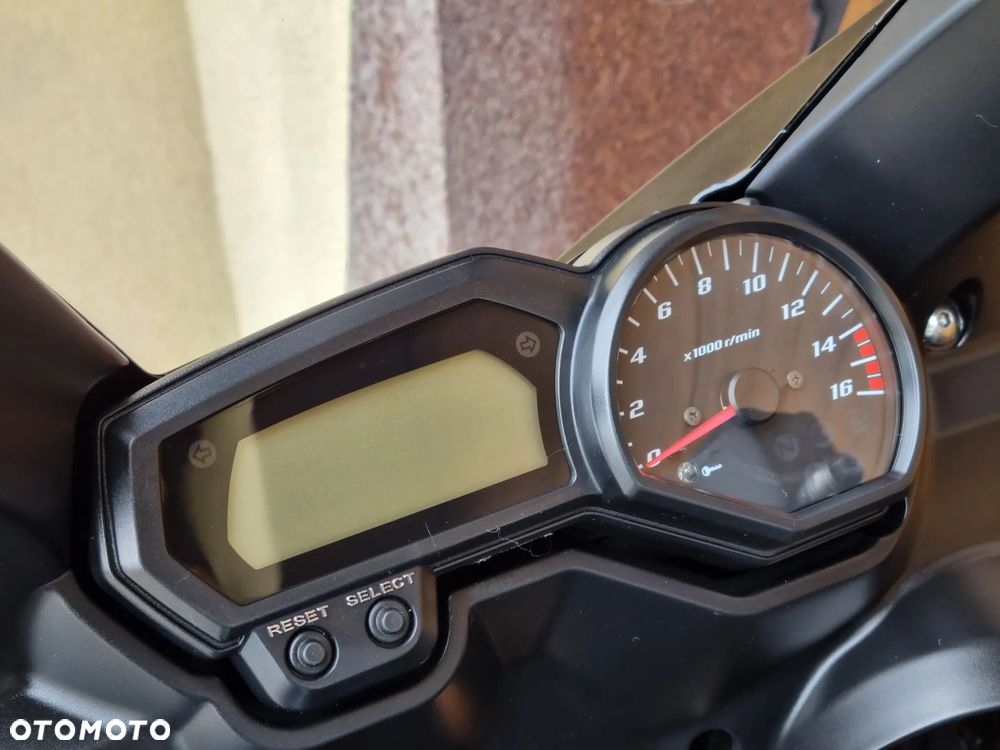 Yamaha FZ6 - 15