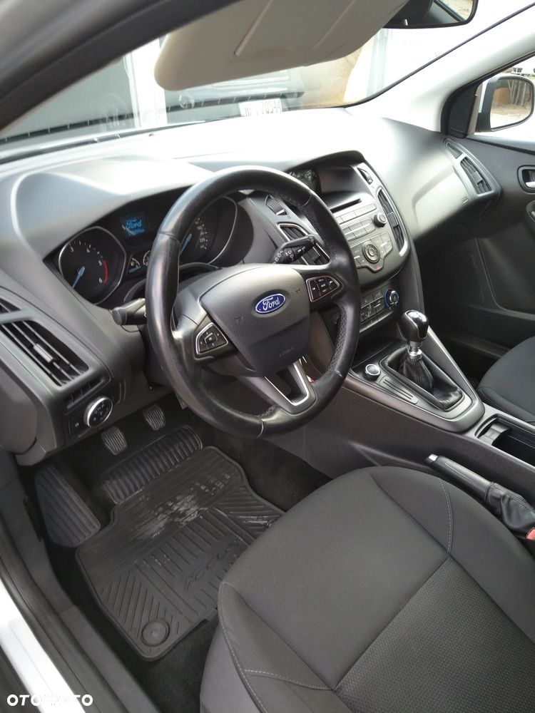 Ford Focus 1.5 TDCi Trend - 8